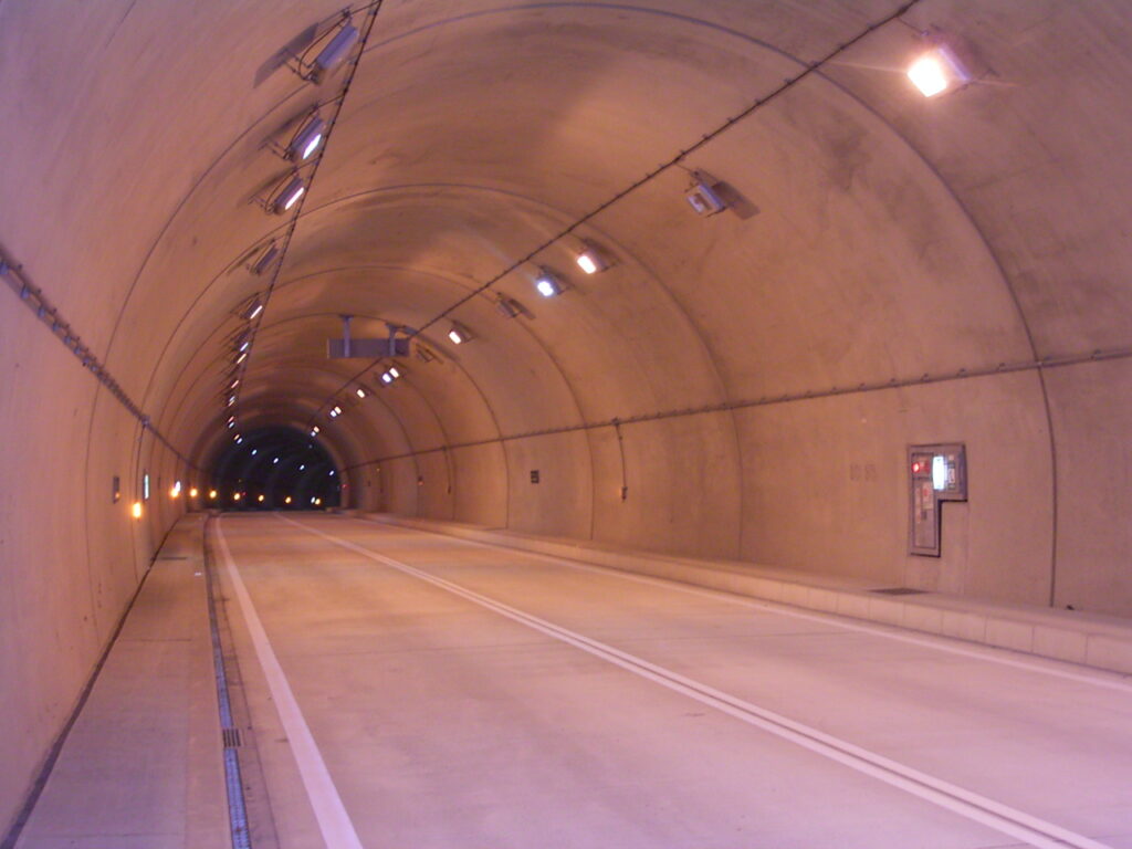 H17　関々トンネル開通